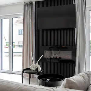 Moonliving Boutique By Munich Apartment